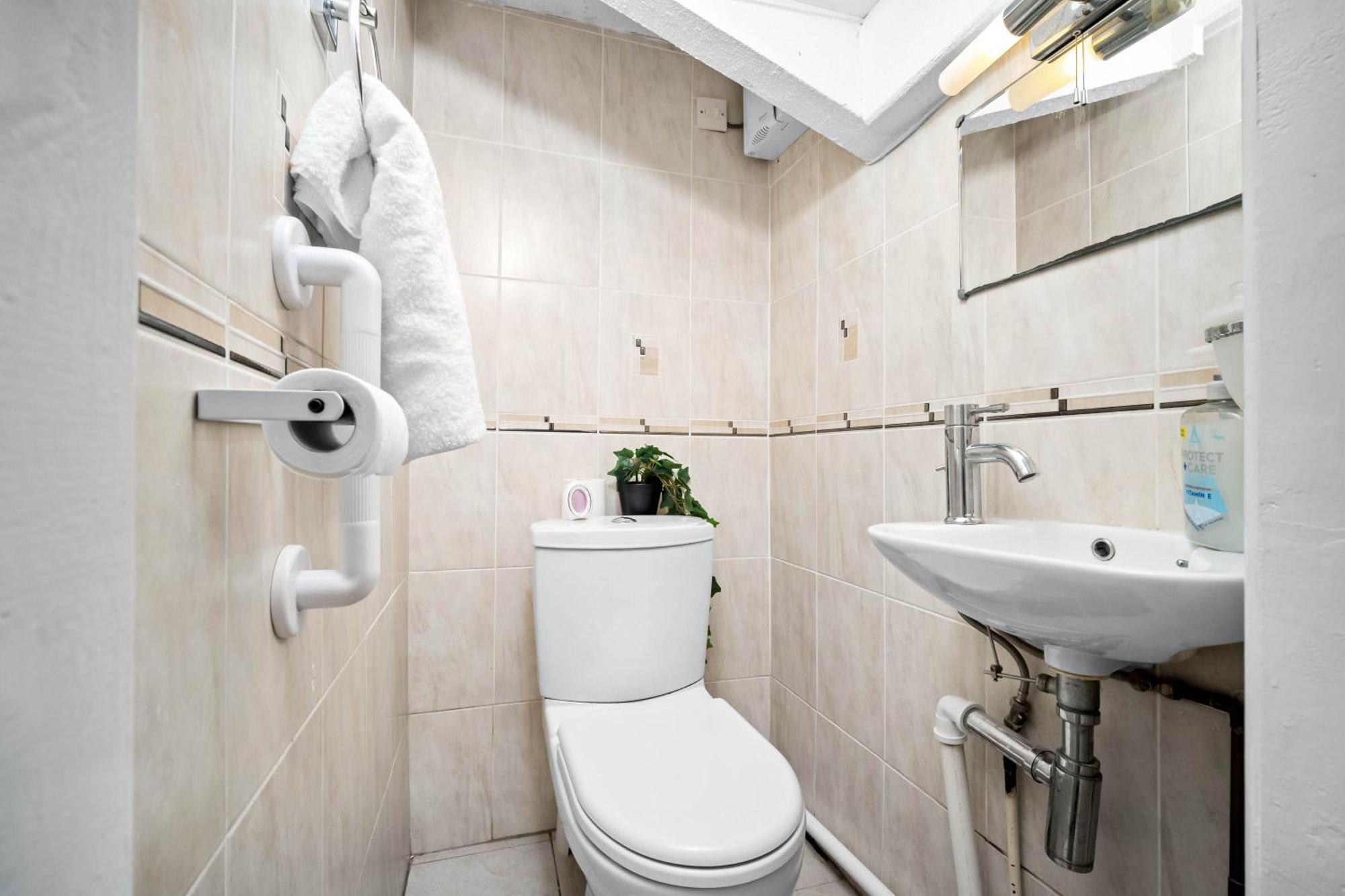 Modern 18 Guest Large Home In Solihull - Near Nec, Jlr, Hs2 And Bhx Бирмингам Екстериор снимка